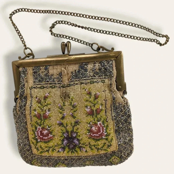 Antique Floral Micro Beaded Victorian Women's Purse with Suede Lining - Picture 2 of 12